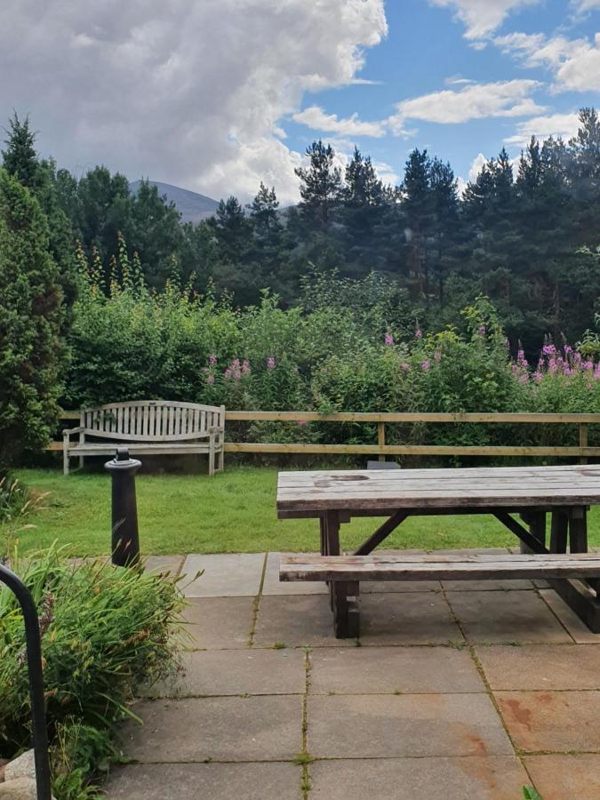 Cairngorm Lodge Youth Hostel Loch Morlich Exterior foto